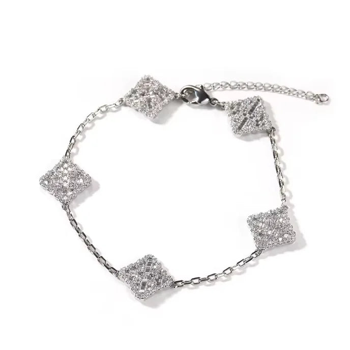 Clover Shape Diamond Bracelets Women Brass 18K Gold Plated 5A CZ Hip Hop Bracelet Fashion Jewelry Bracelets