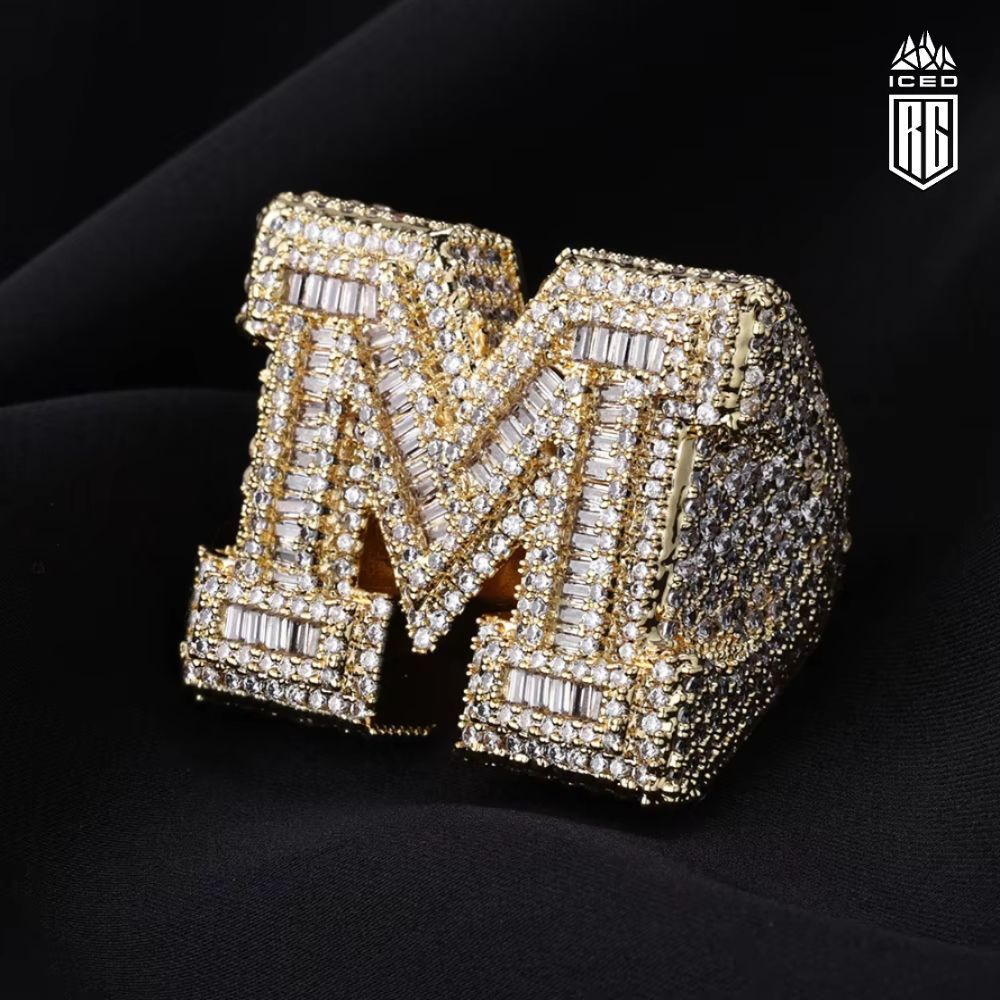 Nhẫn chữ M. Brilliant Rectangle M Initial Letter Ring For Unisex jewelry. NX-CZ-10005